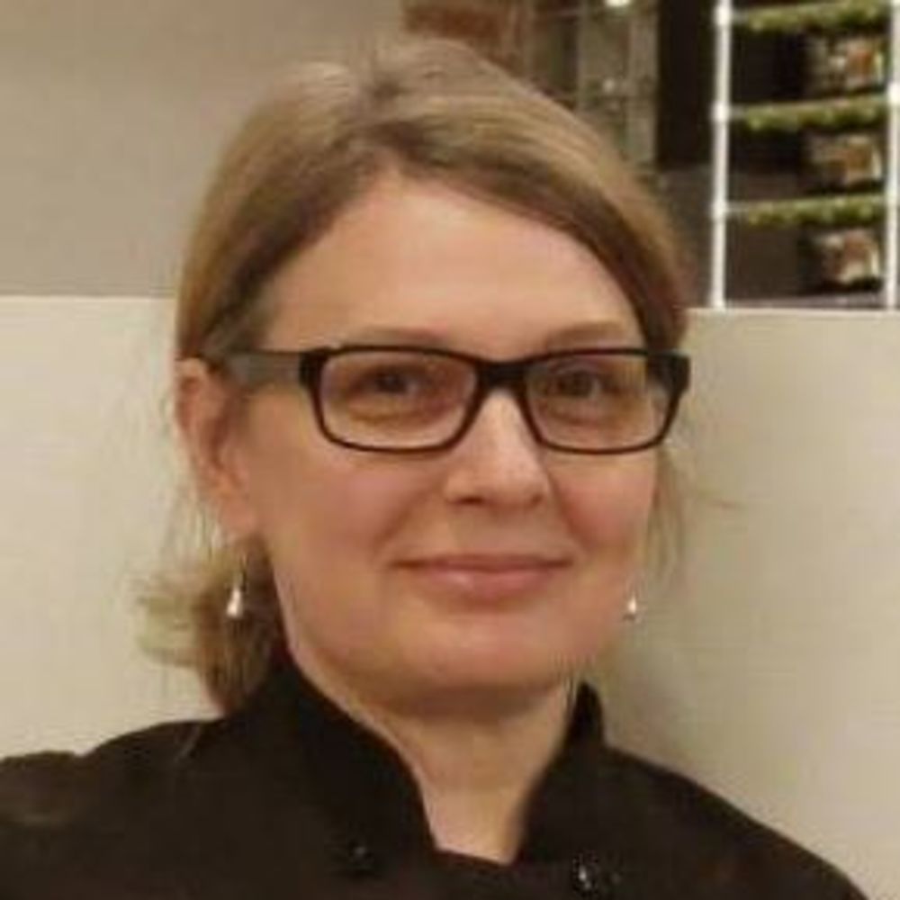 Meet your Posher, Deanna